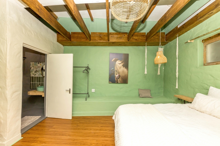 To Let 4 Bedroom Property for Rent in Overkloof Western Cape